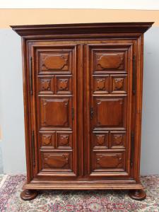 ARMADIO DUE PORTE IN NOCE STILE LUIGI XIV EPOCA SETTECENTO RESTAURATO L156xP59xH233
